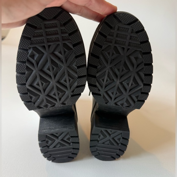 Converse Chuck Taylor Gr8 Platform Sneaker Heeled Boot Size 6.5 - Picture 5 of 10